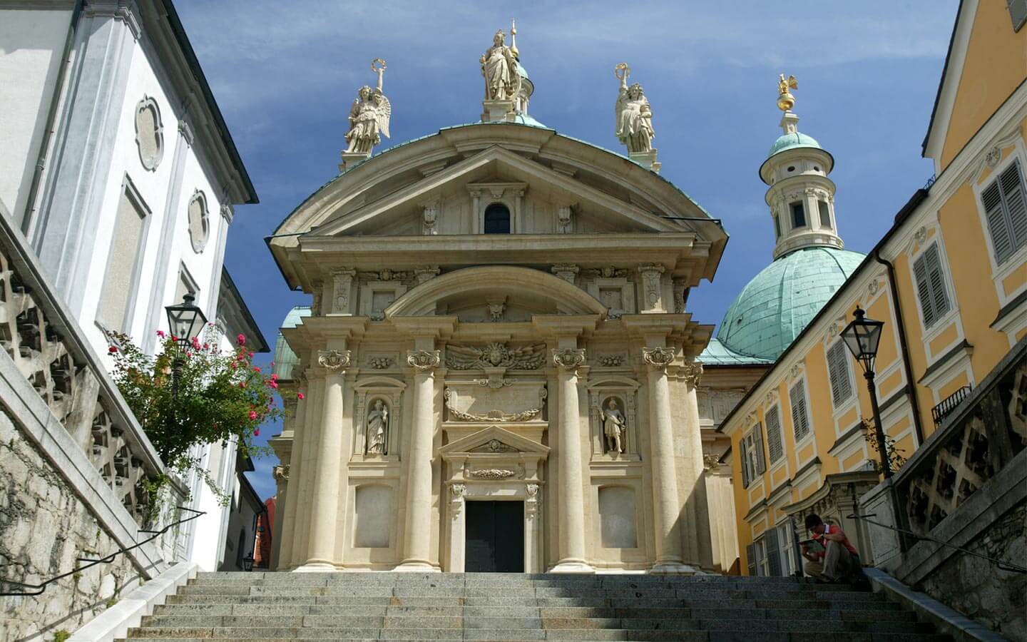 GrossauerHomes_Sightseeing_Mausoleum_GrazTourismus_HansWiesenhofer_01